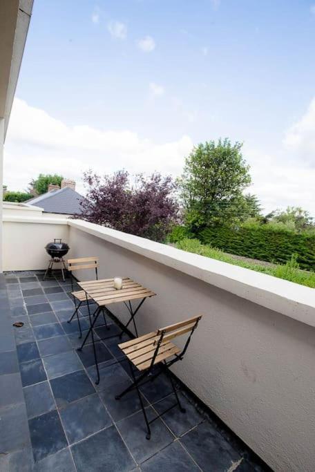 The Stillorgan Village Дублин Экстерьер фото